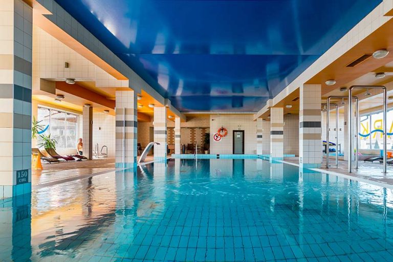 Basen Wejherowo Szkoła Nr 8 Basen Wejherowo, Bolszewo | Aquapark w Hotelu Victoria